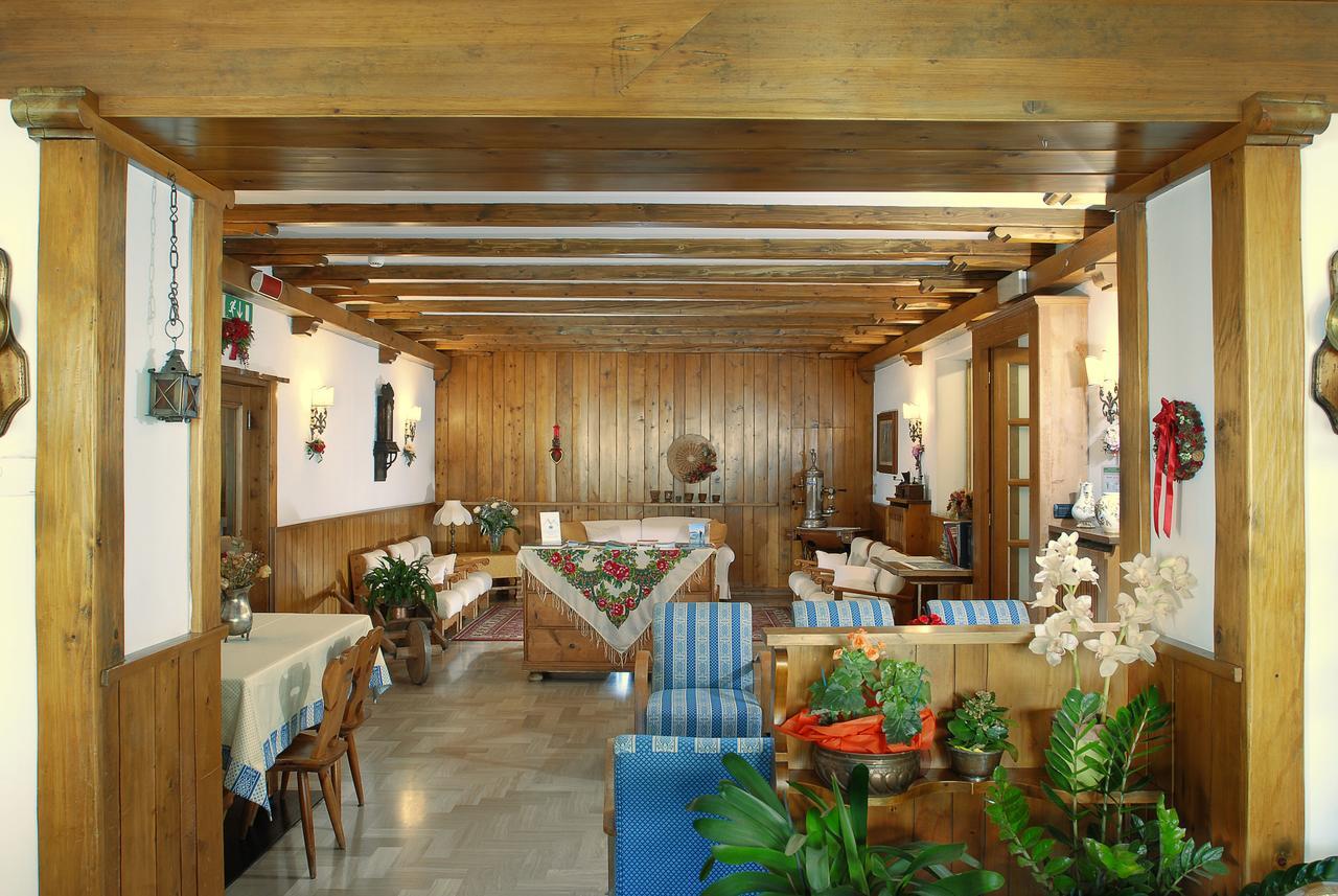 Hotel Albergo Dolomiti San Vito di Cadore Exterior foto
